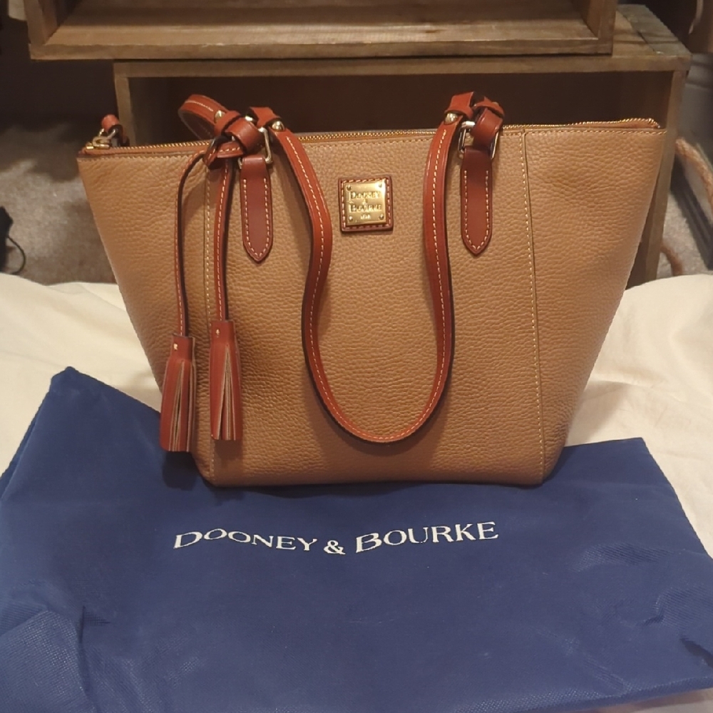 Dooney & Bourke Tan Leather Tote Bag